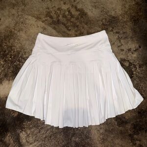 Goldhinge Off-White Pleated Tennis Skirt